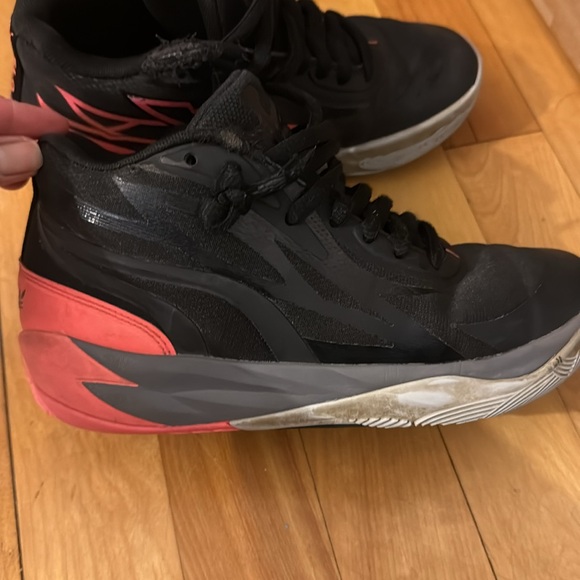 Puma Size 4 - Picture 3 of 4